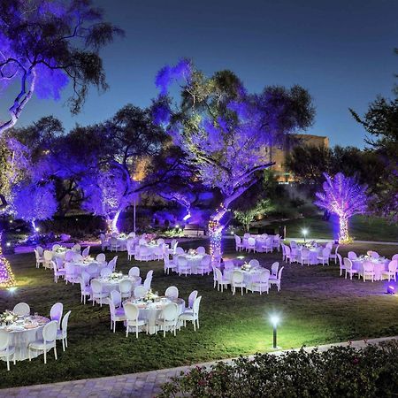 منتجع وسبا المسيلة، لاكشري كوليكشن، الدوحة المظهر الخارجي الصورة The garden at night